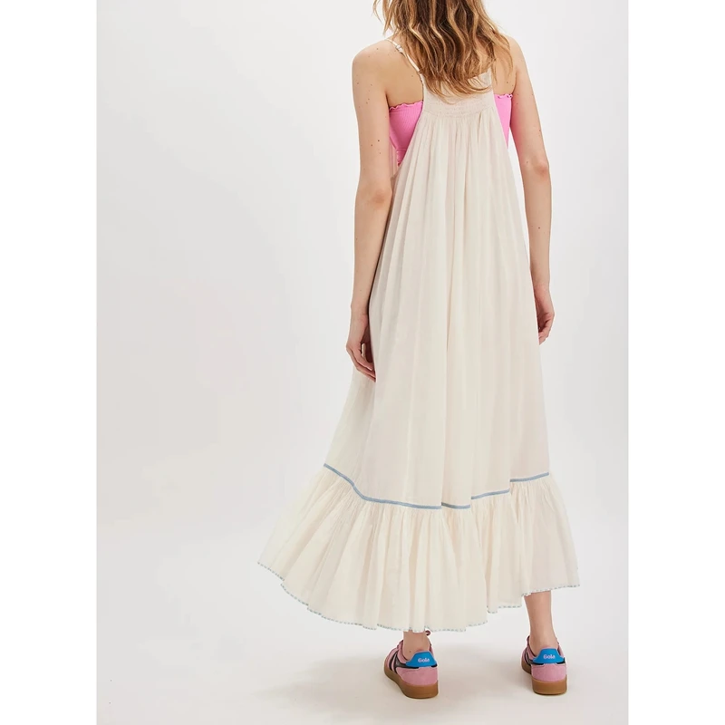 Combhasaki Donna Estate Regolabile Sottile Cinghie di Spaghetti Fiore Ricamo Smocked Ruffle Hem Swing Allentato A-line Abito Lungo Slip
