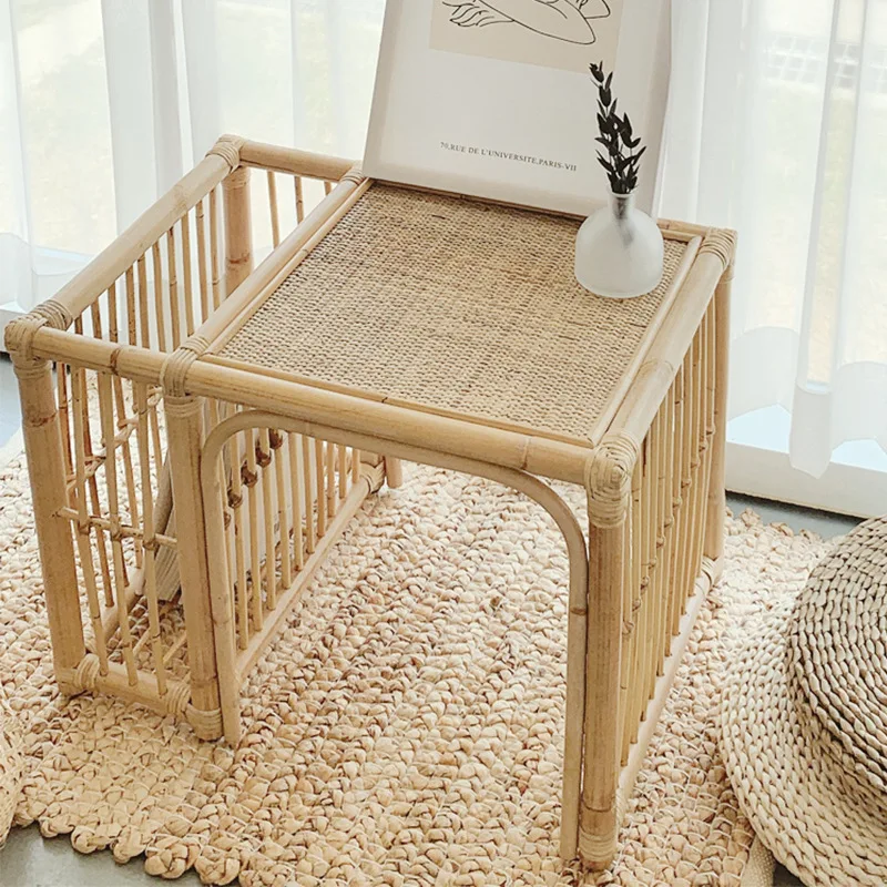 Quadratischer Couchtisch aus Rattan mit Tatami