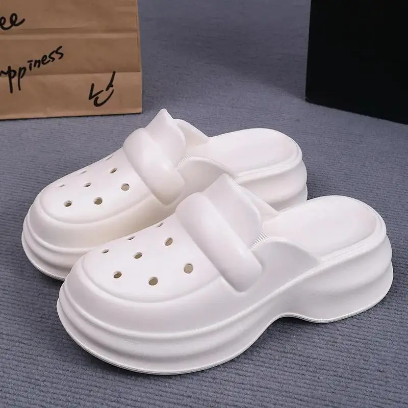 New Women's Hole Shoes Summer EVA Thick Sole Elevated Sandals Comfortable Anti Slip Baotou Beach Garden Shoes Indoor Slippers