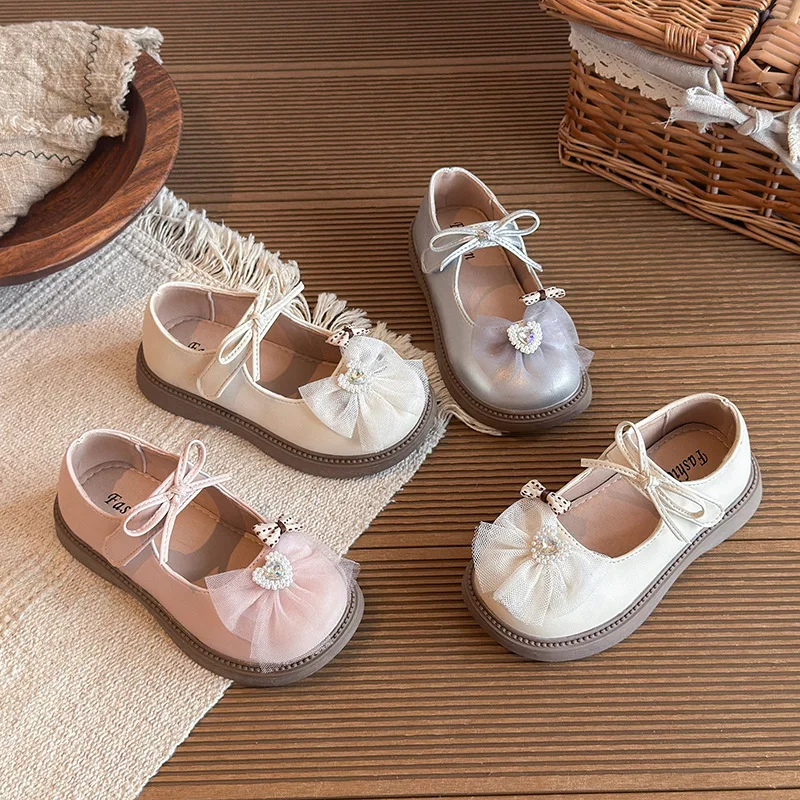 Girls Flat Shoes Sweet Lace Bows Kids Leather Shoes Round Toes 2026 Brand New Children Princess Shoes Soft Bottom