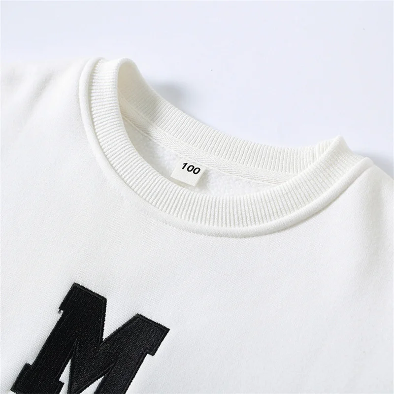 Family Matching Clothes Winter Spring Sweater Embroidery Letter M Mother Daughter Son Long-sleeved Shirt Baby Boy Girl Clothes