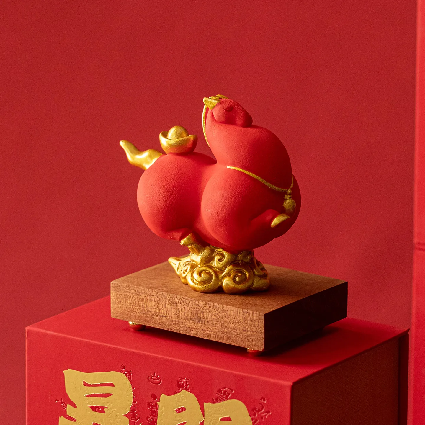 Year of the Horse small ornaments New Year's souvenir to attract wealth merchandise
