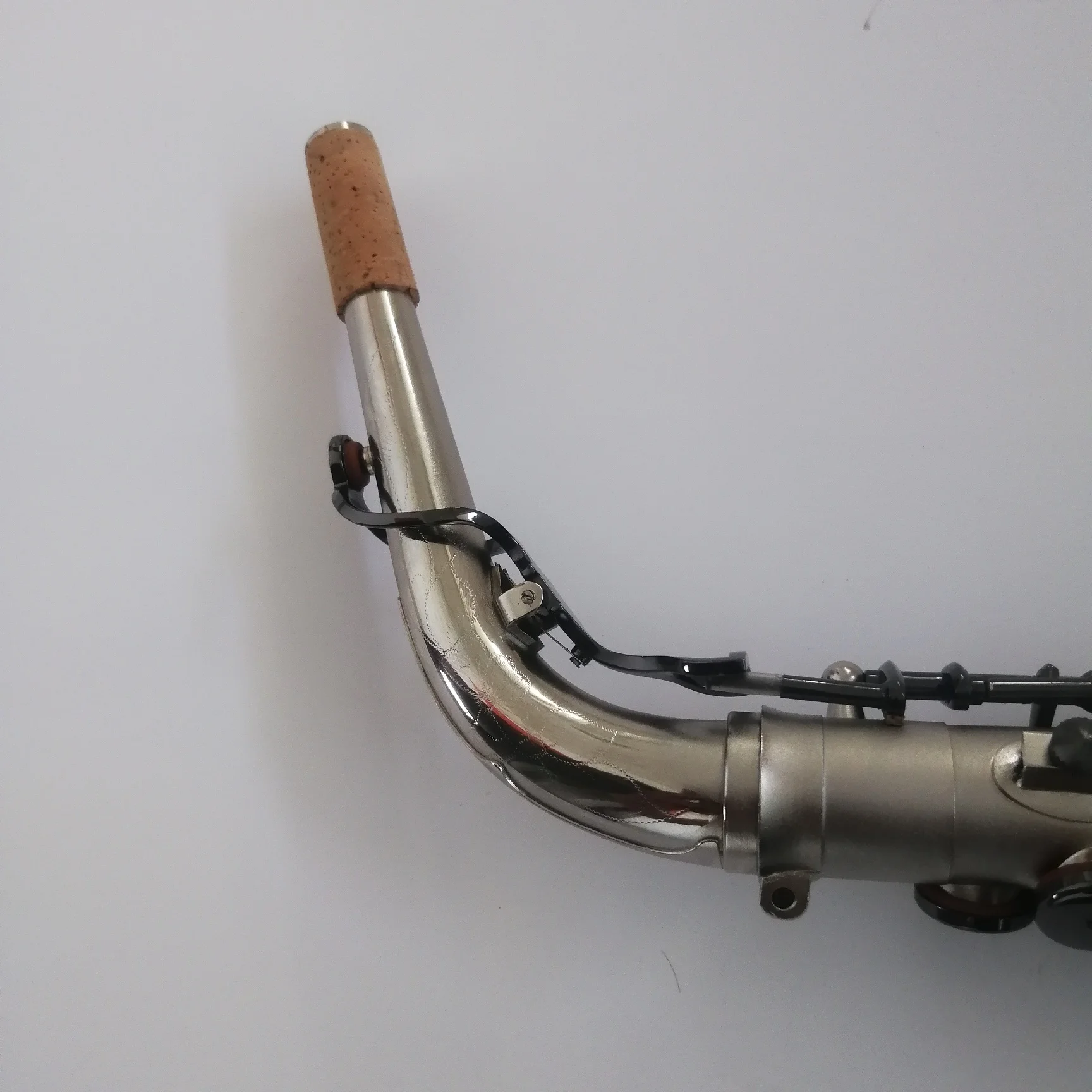 

Yana Model Alto Saxophone Professional Level Saxophone