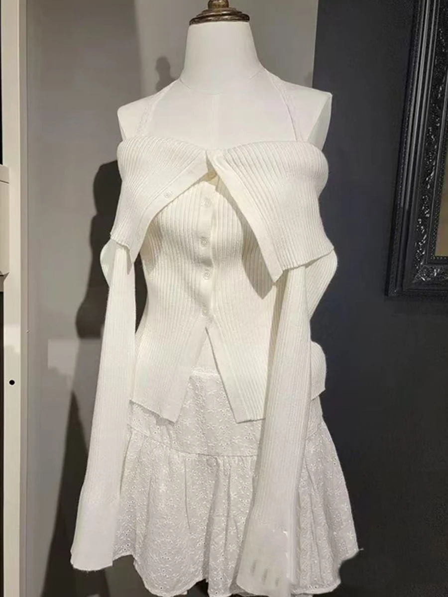 

Fake Two Pieces Lace Halter Knitted T-shirt Women Spring Sexy Off Shoulder Single Breasted Long Sleeve Slim Sweet Tee Shirts New