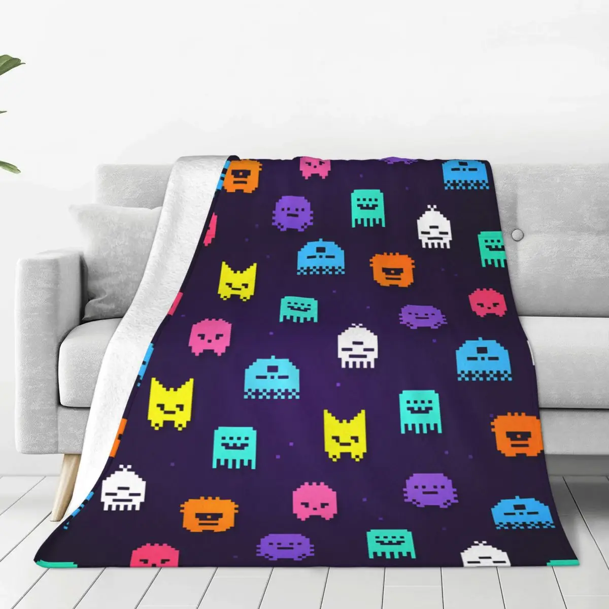 Retro Game 8bit Pixel Monsters Premium Flannel Blanket Warm Throw Blankets For Chair Sofa Bed Travel Bedspread School Tapestry