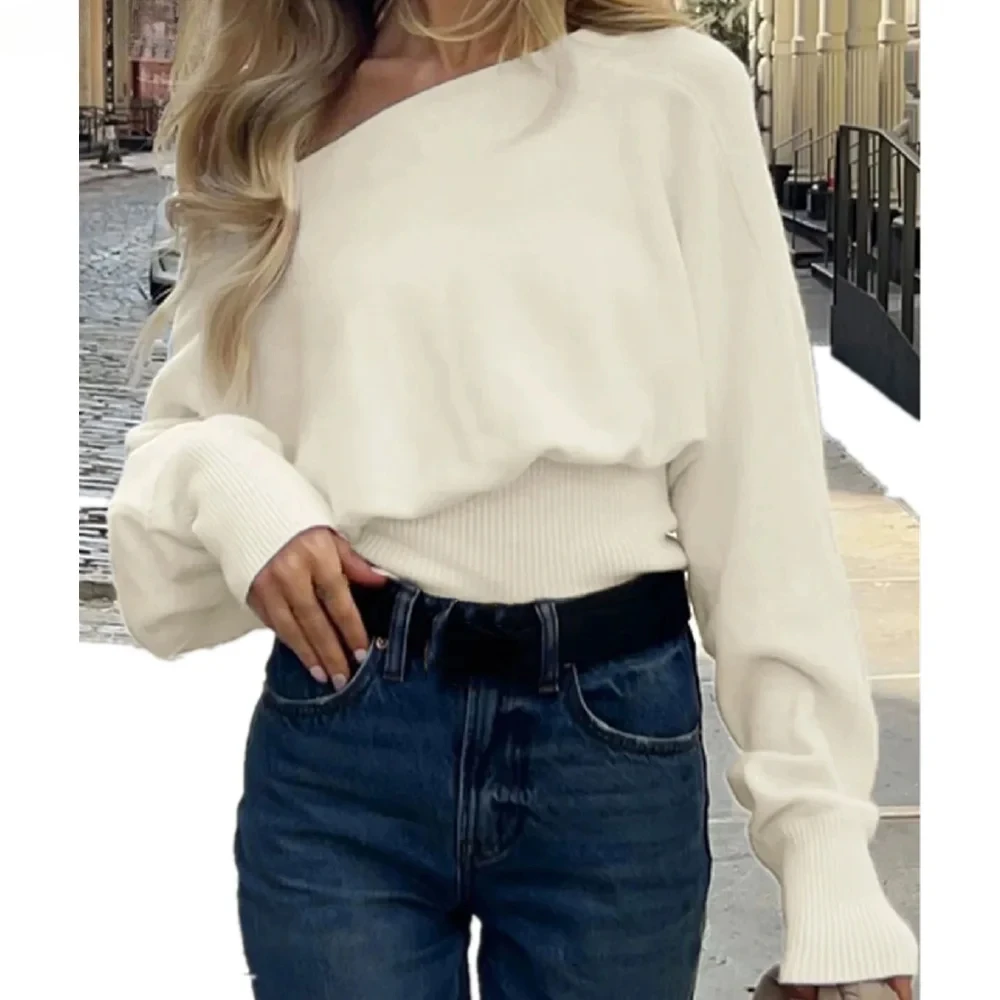 

2025 Autumn Sexy Women Solid Color Knitted Slash Shoulder Sweater Knitwear Rib Hem Full Sleeve Jumper Knitwear Tops Milky Gray