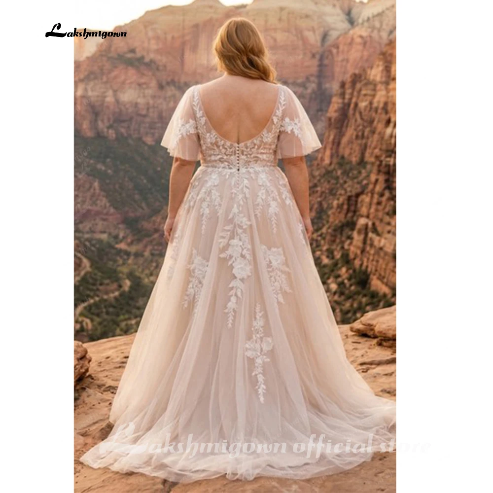 Lakshmigown Plus Size V-Ausschnitt Hochzeitskleider mit Puffärmeln, Applikationen, A-Linie, Tüll, Boho-Brautkleider mit Schleppe, maßgeschneidert. – Detail 6