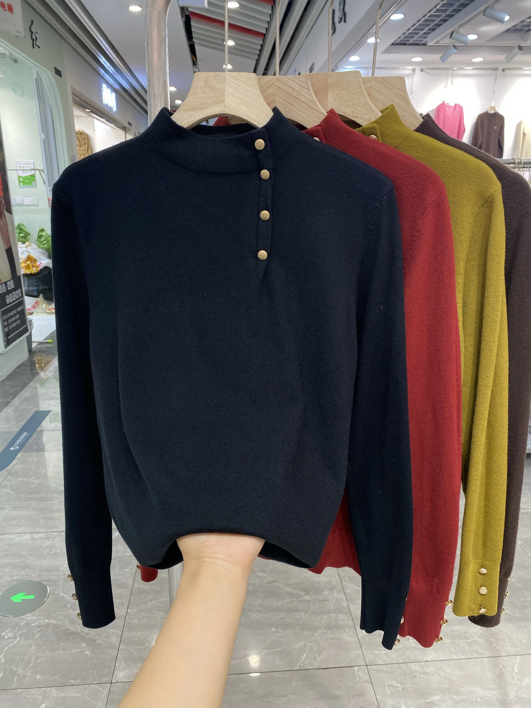 فضفاض محبوك f عالية الياقة سترة المرأة الخريف الشتاء Faionable الياقة المدورة طويلة Sve ملابس داخلية مريحة غير رسمية