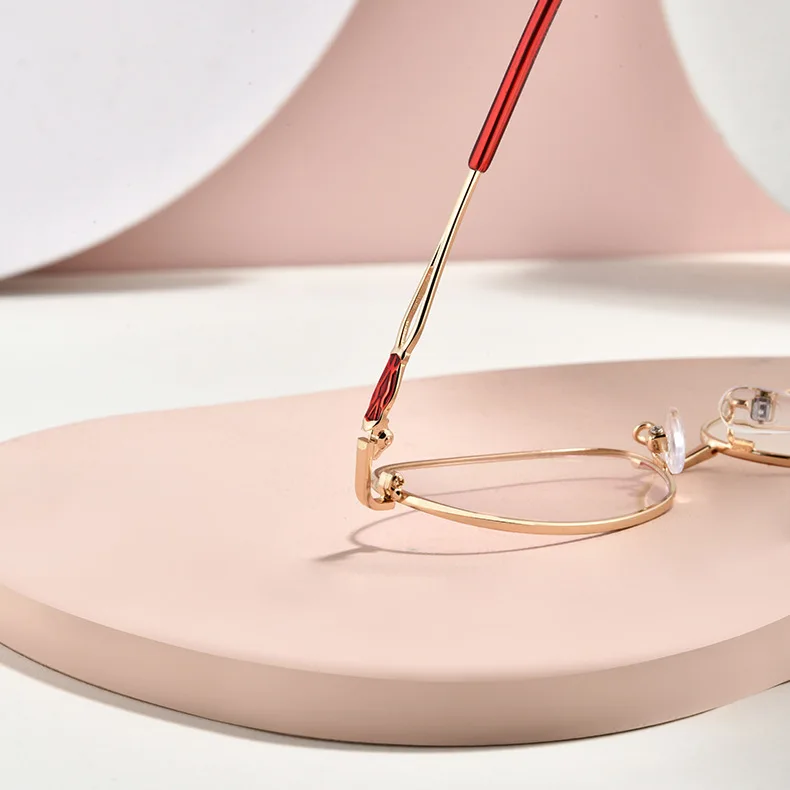 51-18New المرأة إطار كامل سبائك التيتانيوم موضة أنيقة ورائعة ضوء النظارات النسائية الفاخرة إطار نظارات قصر النظر الرجعية #2