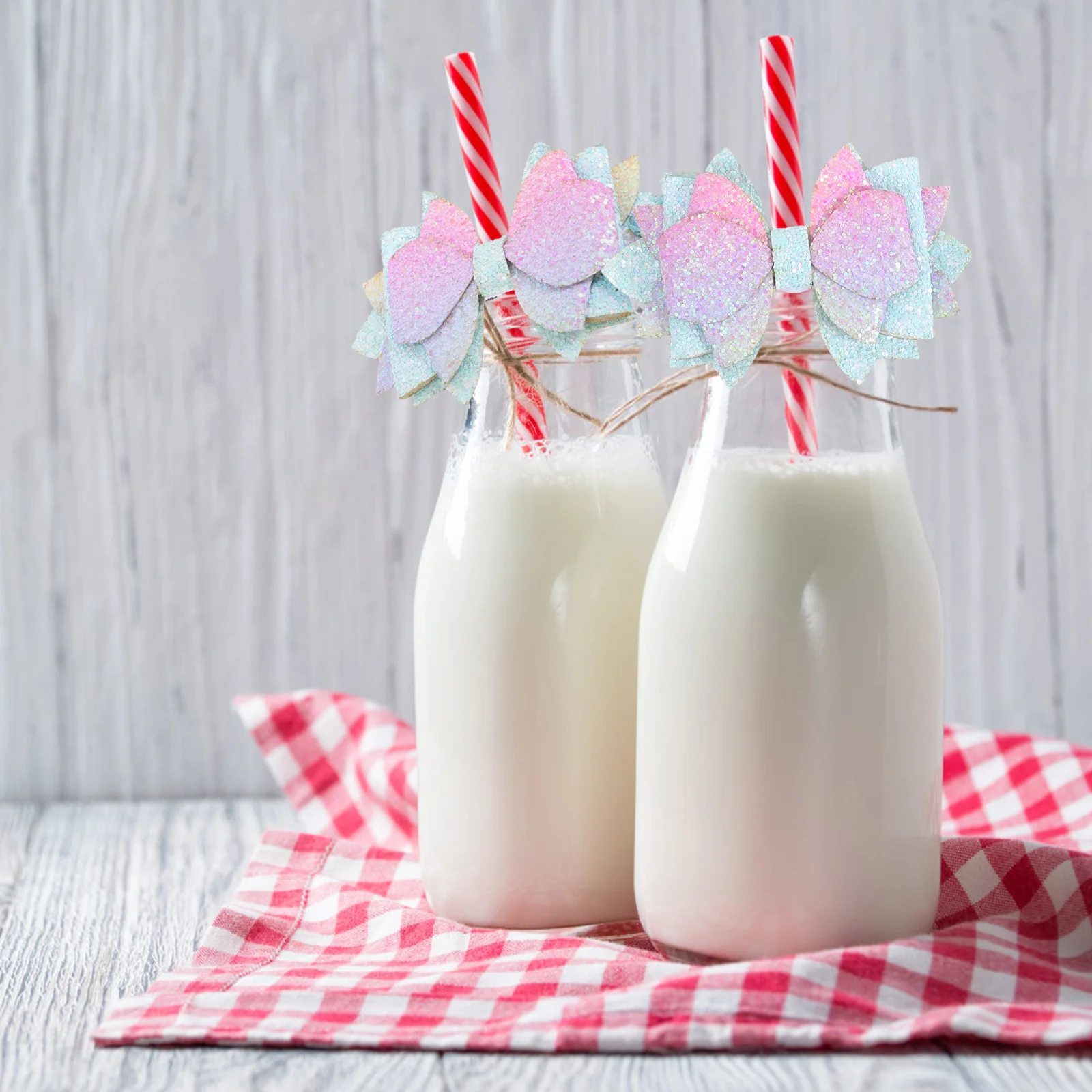 

3Pcs Glitter Bow Straw Toppers Bowknot Tumbler Accessories Stylish Birthday Party Holiday Bow Straw Topper Clip on Bows