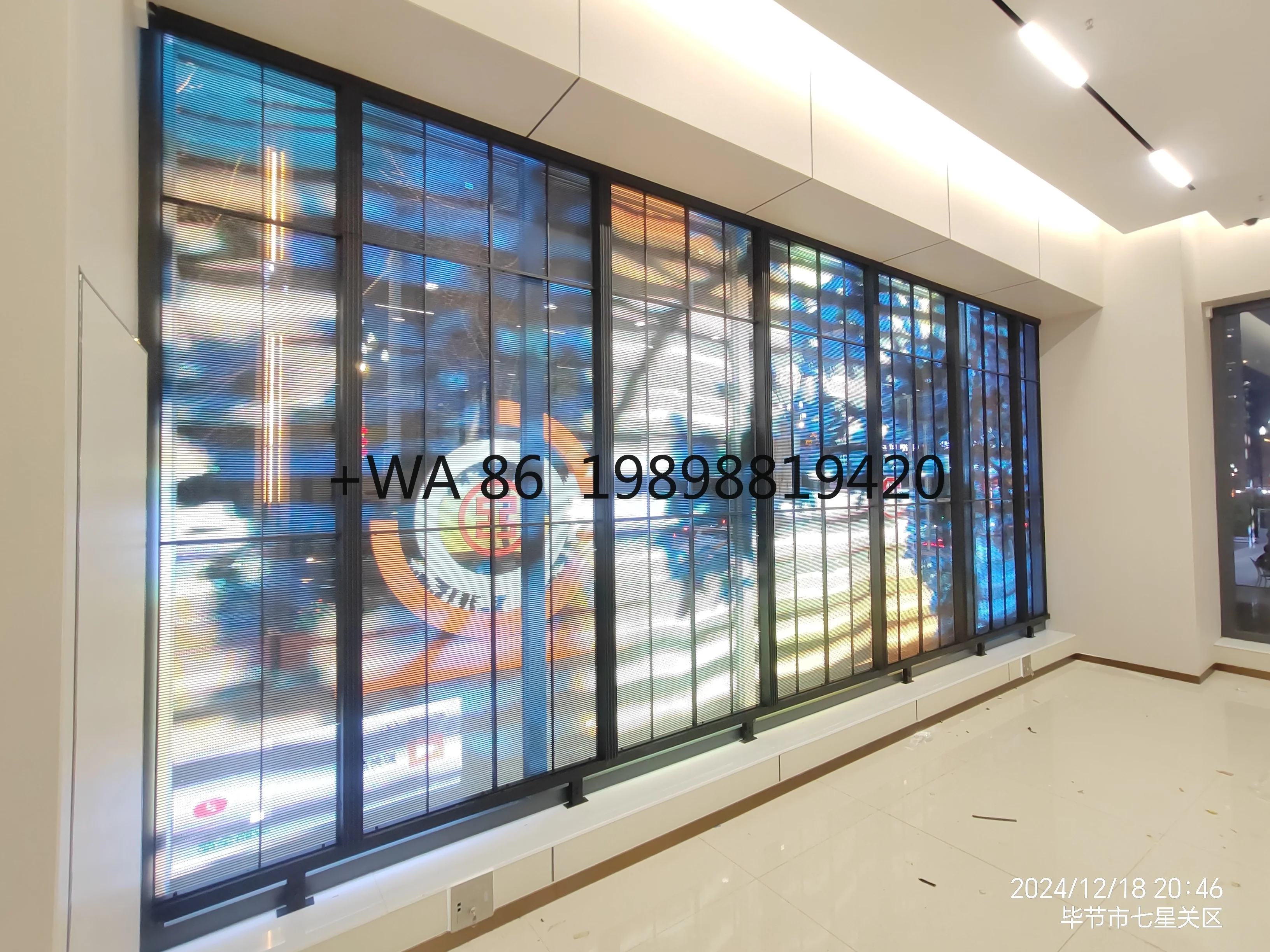 Custom Ultra-Thin Indoor LED Display Screen Transparent LED Display for Glass