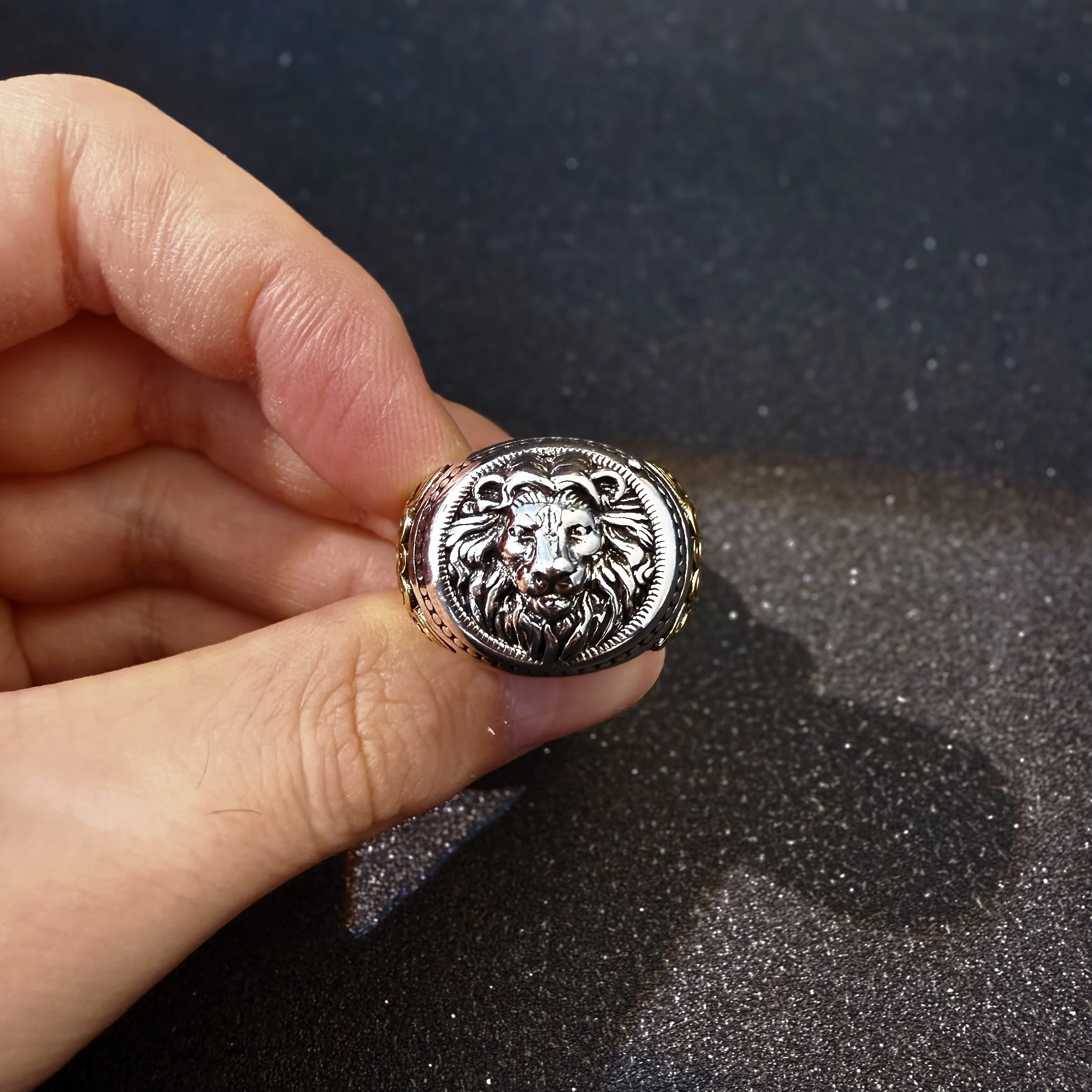 Retro Löwe Goldene Efeuranke Verstellbarer Offener Ring für Männer Punk Gothic Edgy Versilberter Schmuck Biker-Accessoires Geschenk für Ihn – Detail 3