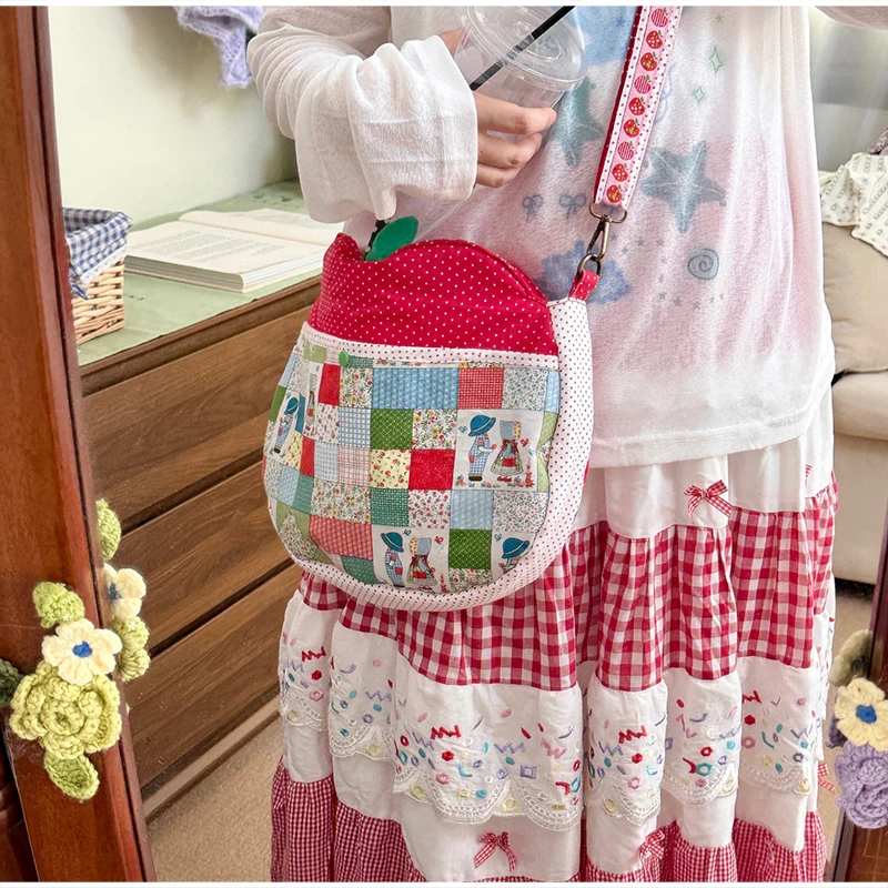 Patchwork-Stoff-Umhängetasche, Apfelförmige Handtasche mit Blumen- und Punktmuster für Damen, Mädchen, Studenten, Cottagecore, süße Handtasche – Detail 25