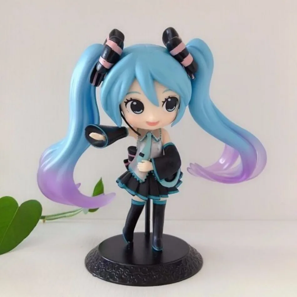 NEW Anime Hatsune Miku Figure Mini Character Ornaments Kawai Pink Green Hatsune Home desk Decoration Adult Toy kid Birthday Gift