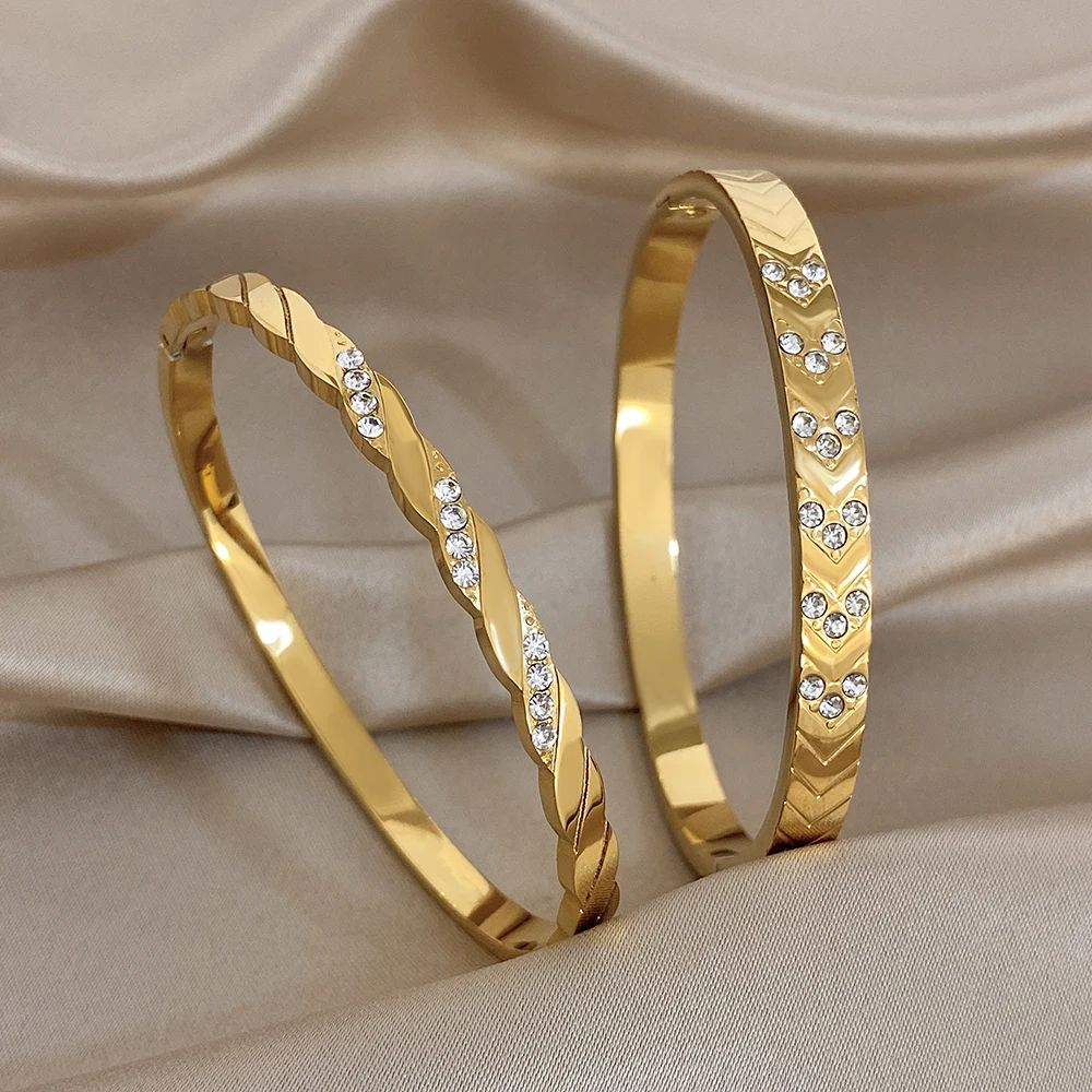 Greatera Edelstahl-Armband mit Pfeilform und Kubischem Zirkonia, Elegantes Damen-Manschettenarmband im Europäisch-Amerikanischen Stil