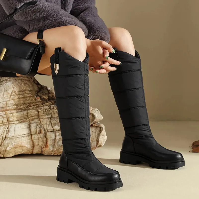 

Winter Outdoor Snow Boots Keep Warm Plush Non-slip Knee High Boots Women Big Size 44 Waterproof Shoes Comfy Walk Footwear