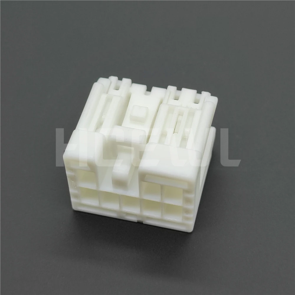 New original high-quality 6098-6949  automotive component connector plug