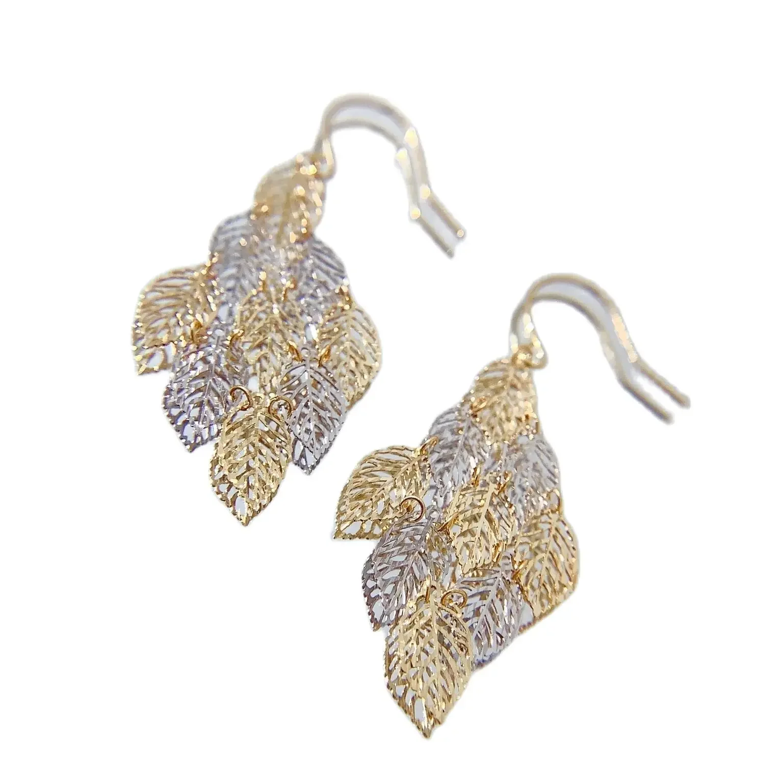 DSHIJOJ Au750 Gold Women Earrings Light Hallow Leaf Dangle Style Dimensional Design