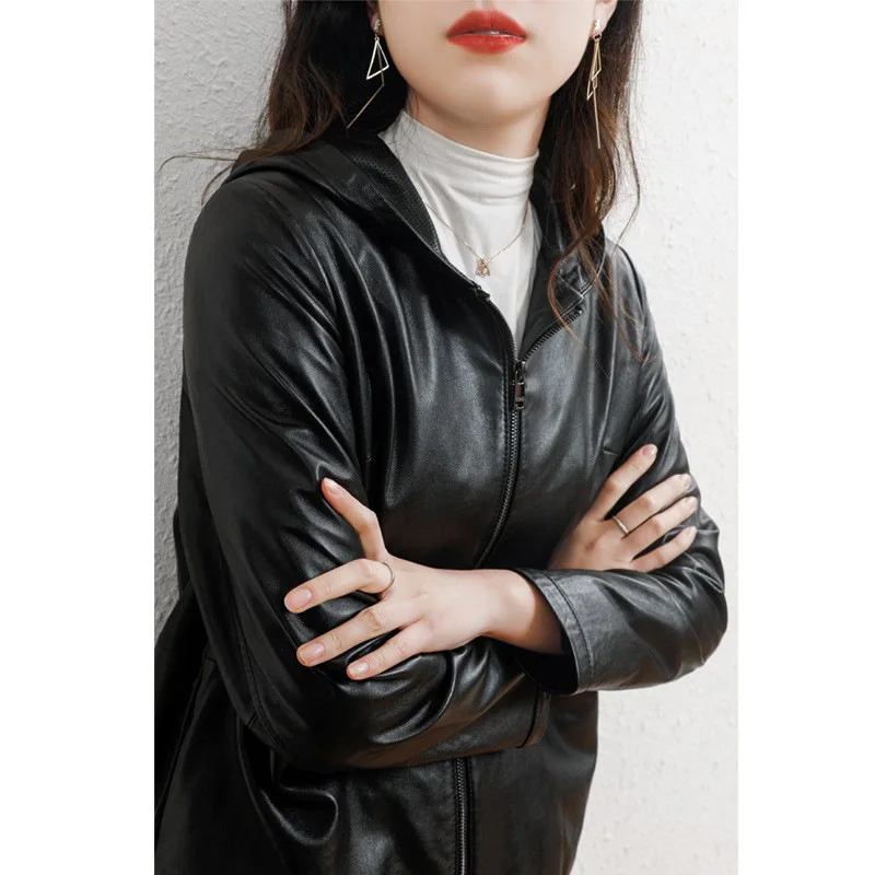 New genuine leather jacket, versatile women's hood, new sheep leather jacket, black young short jacket