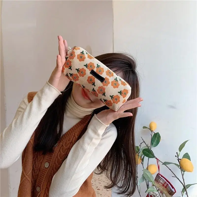 مالك قلم رصاص مضلع دائم جديد لعام 2025 مساحة تخزين كبيرة فتحة منزلق سلسة صديقة للبيئة من البوليستر المثالي لـ #2