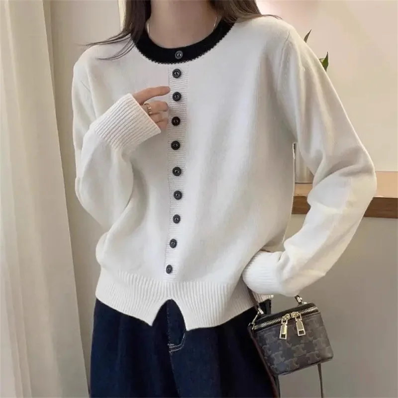 Sweater Rajut Kerah Bulat Desain Korea Kancing Satu Baris Wanita Musim Semi Gugur Baru Serbaguna Atasan Pullover Jumper Wanita