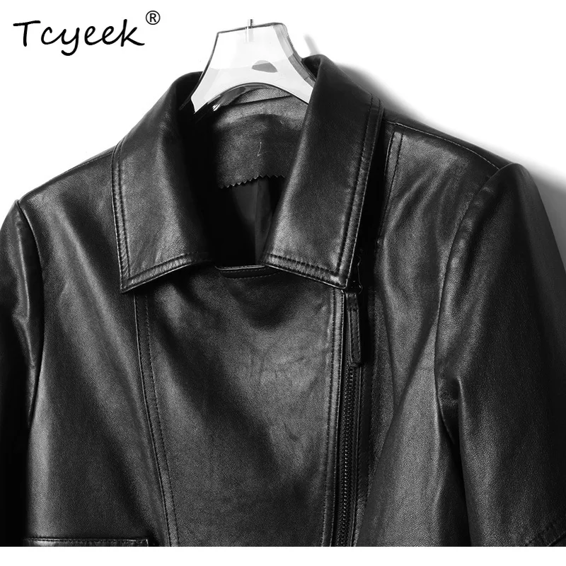 Tcyeek طبقة علوية من جلد الغنم للربيع والخريف سترة عصرية ذات طية صدر السترة سوداء قصيرة للنساء من الجلد الطبيعي سترة Жensarska Kostangnya Kursatka