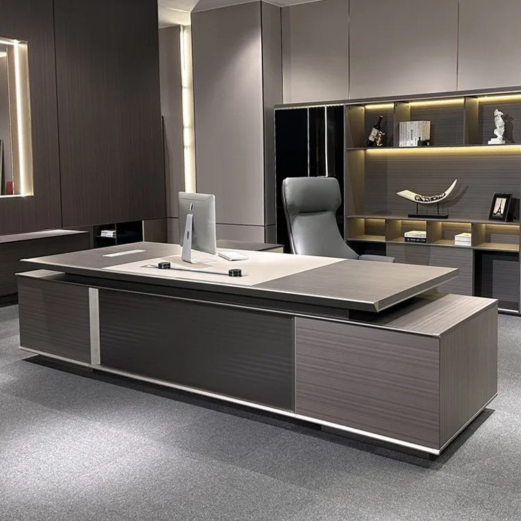 

Лаконичный, современный, стильный и атмосферный новый президентский стол и письменный стол.