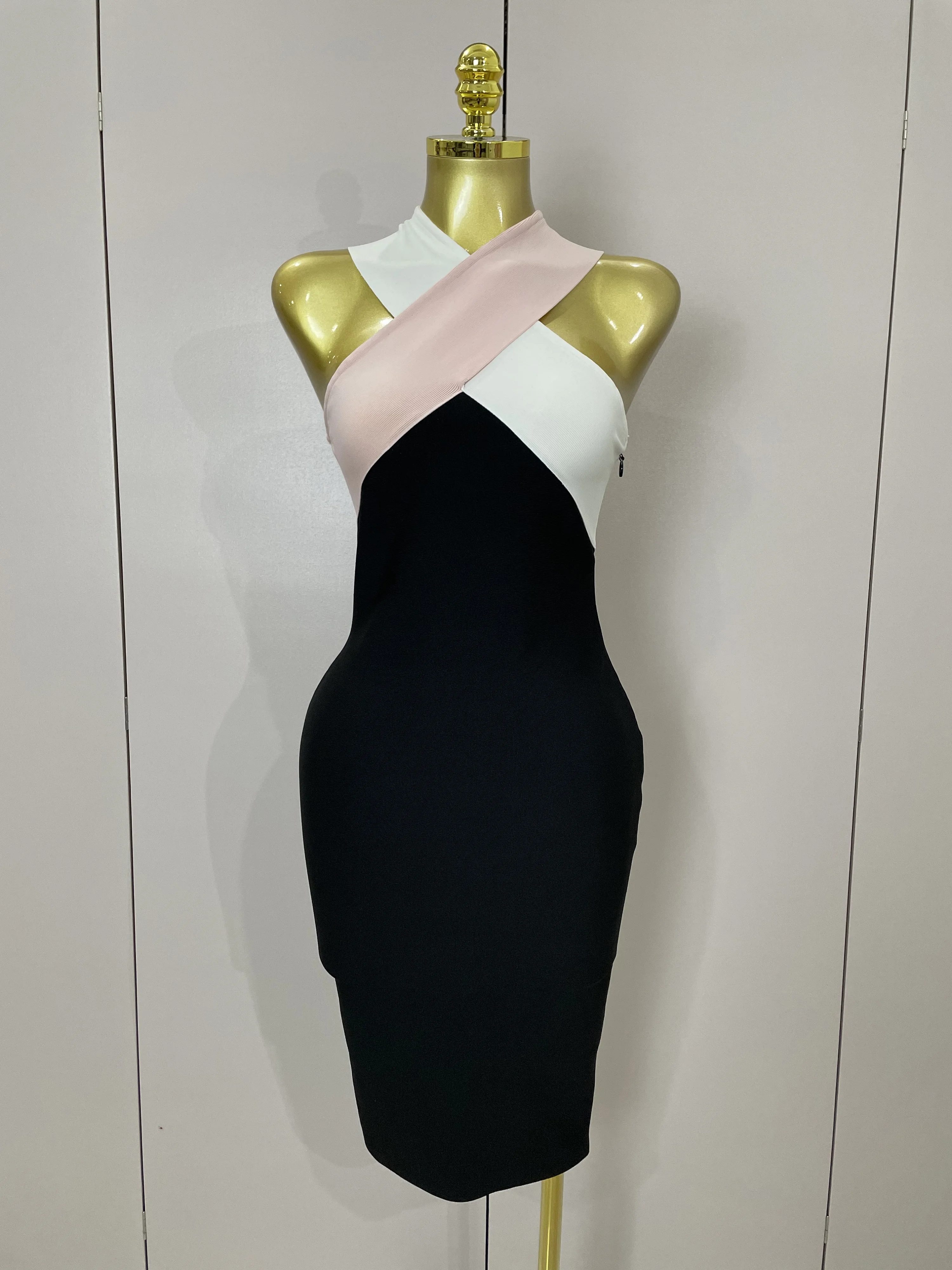 

2025 Women Sexy Backless Patchwork Bodycon Bandage Dress Celebirty Elegant Evening Party Club Carnival Luxury Birthday Dresses