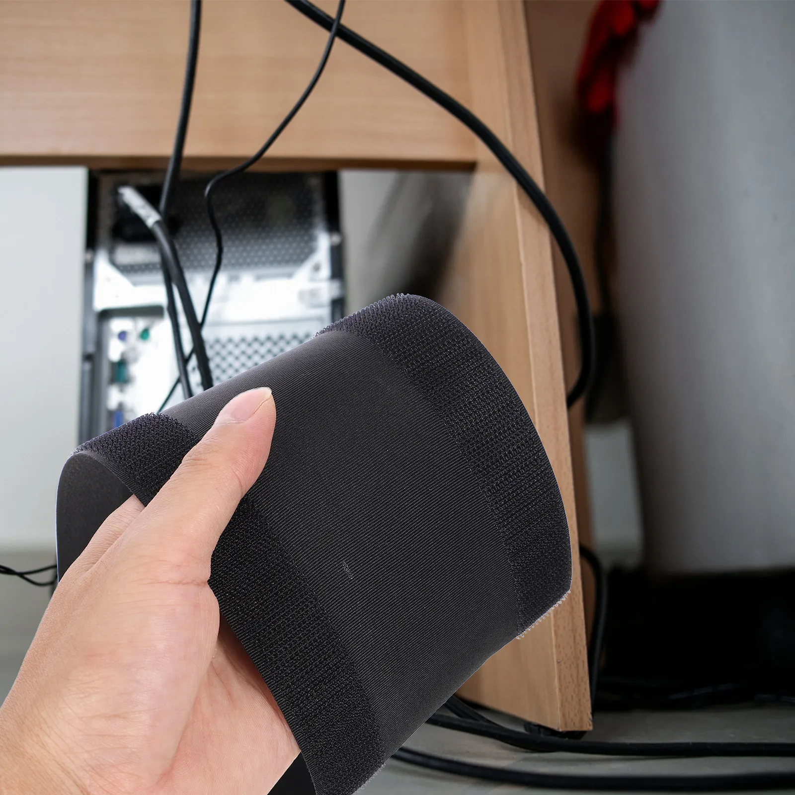 2Pcs Floor Cable Protector Nylon Polyester Cable Sleeve Cord Covers Hook Loop Flexible Cord Organizer Protects Cables for Office