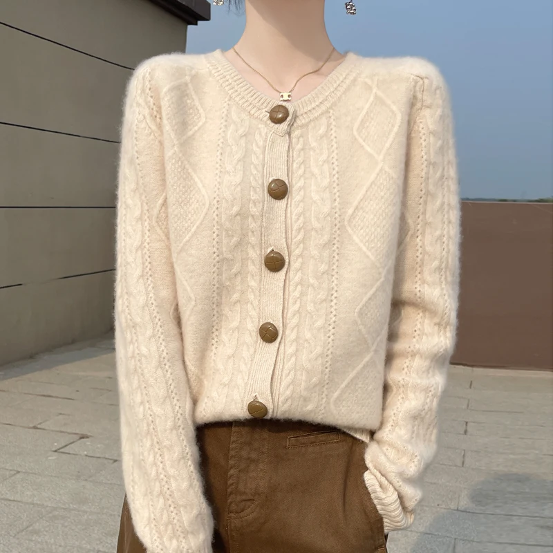 New thick round neck cardigan in autumn and winter 100% pure wool knitted wool coat twist loose sweater