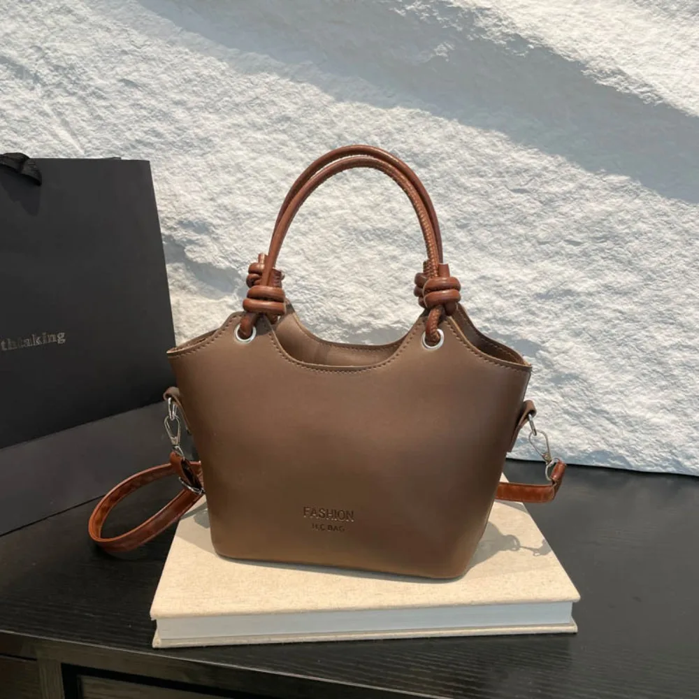 

New Fashion Classic Style Vintage Backpack PU Leather Large Capacity Shoulder Bag Vintage Lady Handbags Women Female