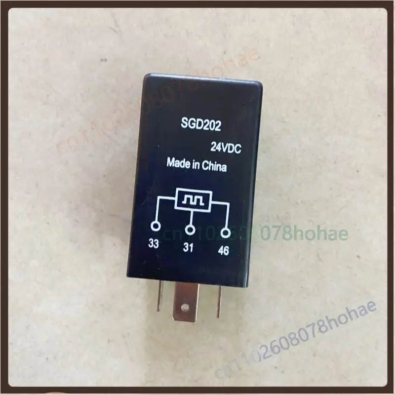 

3 Pin Flasher Relay SGD202 For Kinglong Passenger Bus Tour School Bus Turn Signal Flashing Relay Replacement Parts