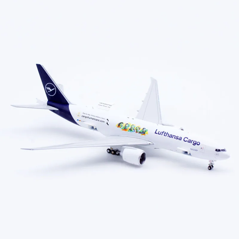 

XX40227C Alloy Collectible Plane Gift JC Wings 1:400 Lufthansa Cargo 'Interactive Series' Boeing B777F Diecast Jet Model D-ALFI