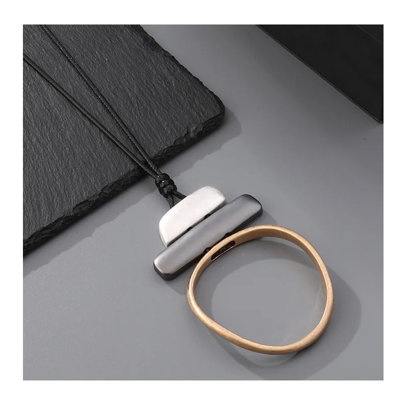 

Wind Geometric Pendant Sweater Chain Women's Simple Metal Long Necklace Light Luxury Personalized Stacked Jewelry