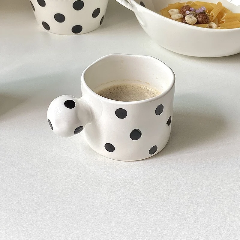 

OCHO VENADO Hepburn Polka Dot round Ball Handle Mug ternoon Tea Coffee Cup Office Water Drinking Breakfast Cerc Cup