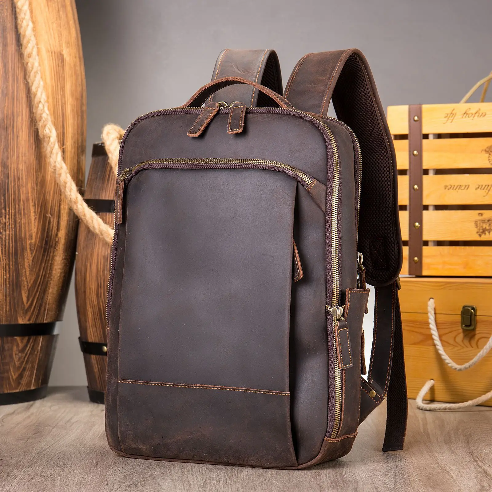 YETTIES Men's Vintage Crazy Horse Leather Backpack | Large Capacity Top Grain Cowhide Rucksack | Genuine Leather Travel Daypack