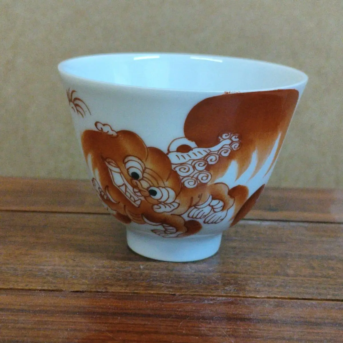 Antique Chinese Hand Painted Pastel Taishi Shaobao Lion Pattern Collectible Tea Cup Decorative