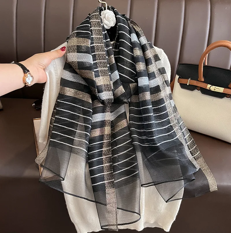 2024 Silk wool scarf Shawls and Wraps for Women Foulard Headkerchief Luxury Brand Hijab New Lady Pashmina Scarves Bandana Poncho