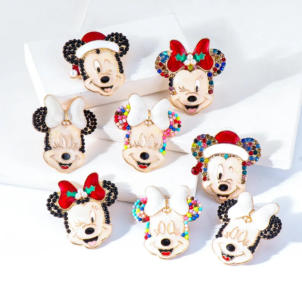 Mickey Disney Fashion Stud orecchini per ragazze Anime figure gioielli topolino Minnie Cartoon orecchino regali di compleanno per bambini