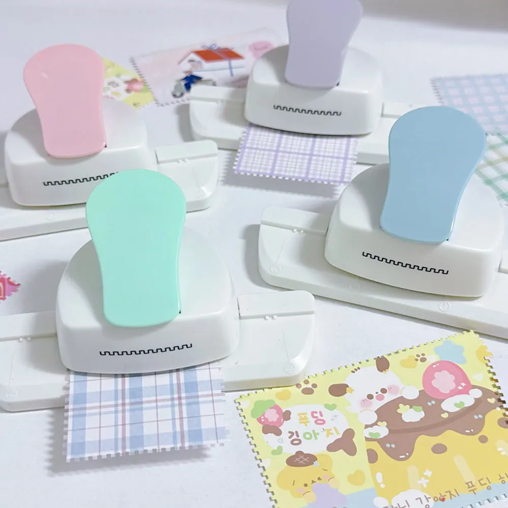 Outil manuel de gaufrage des bords du papier, outil de gaufrage pour tampons, adapté aux amateurs de tampons, aux créateurs de journaux et de albums de scrapbooking.