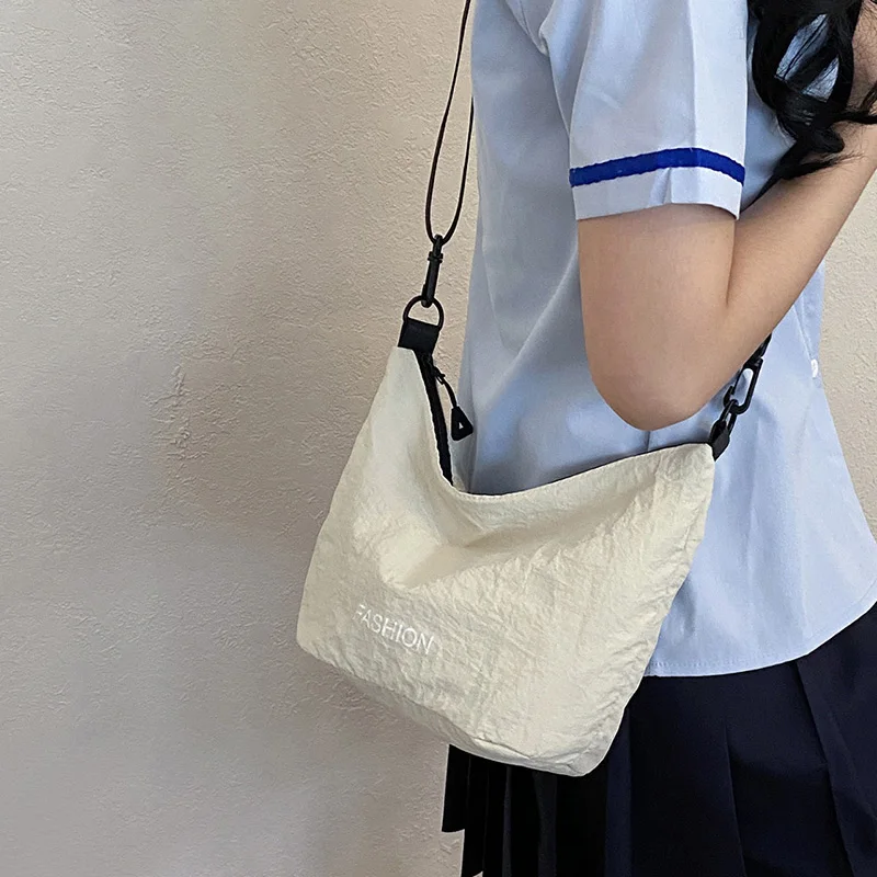 

Fashion Woman Shoulder Bag Solid Color Simple Large Capacity Bags Nylon Travel Sports Crossbody Bags Adjustable Shoulder Strap