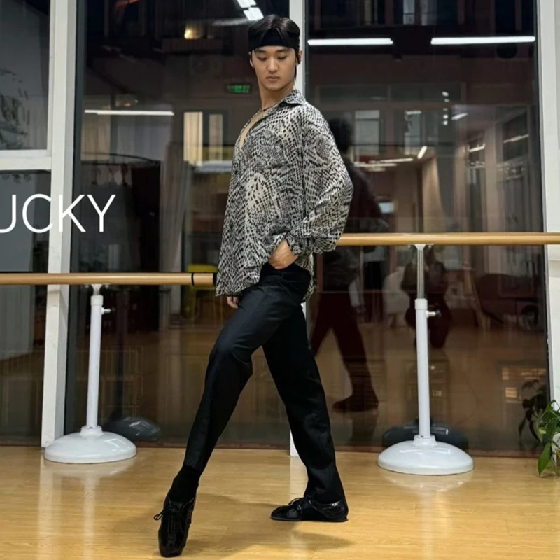 Latin Dance Clothing Adult Male Practice Tops Snake Print Shirts Long Sleeves Shirts Loose Practice Clothes Men Rumba DNV25842