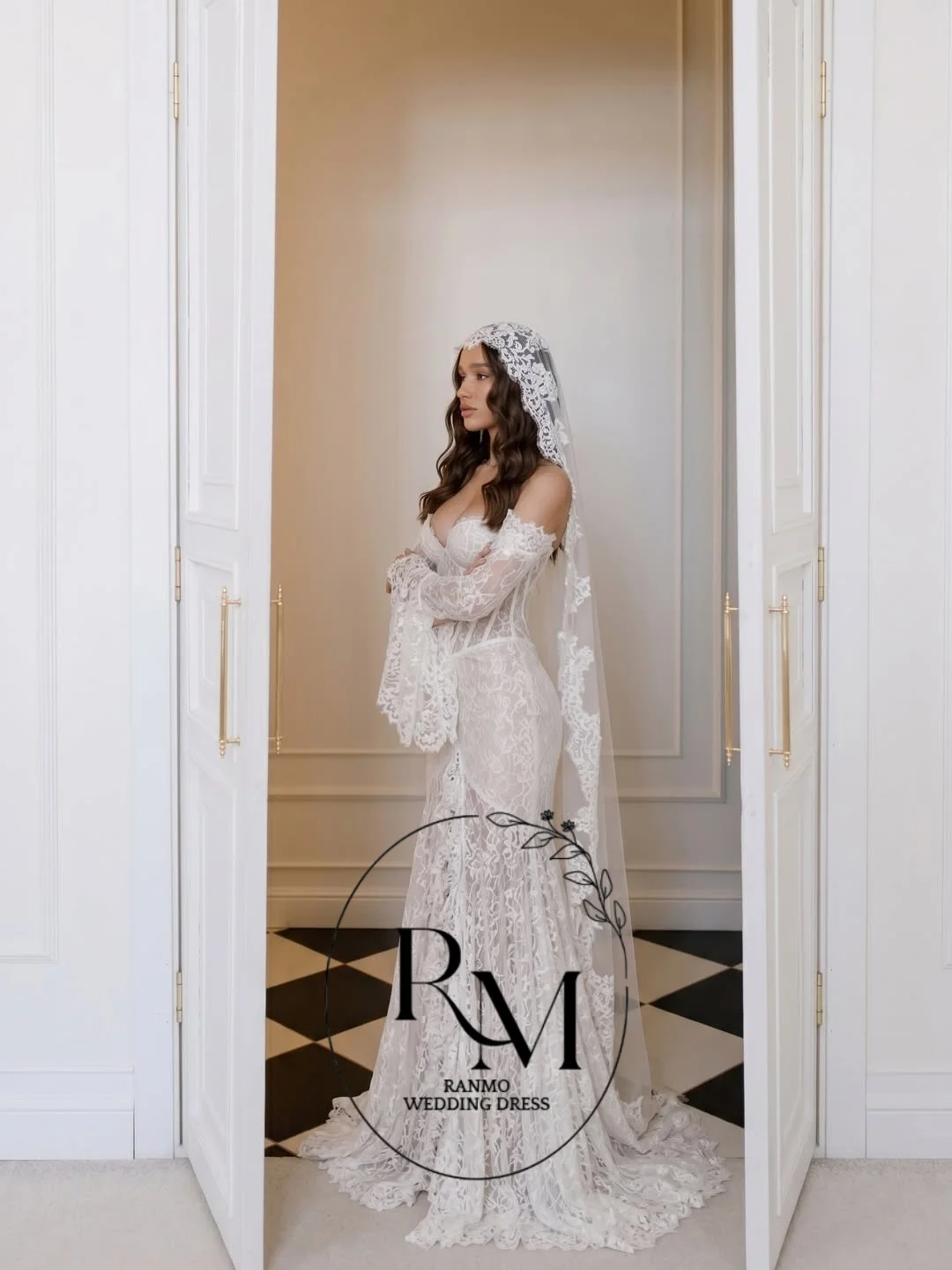 Ranmo Exquisite Wedding Dresses Long Sleeves Lace Bodice Bridal Gown with Slit Off the Shoulder Luxury robe de mariée Customized