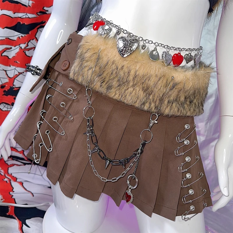 2025 خريف شتاء جديد Y2K الساخن فتاة دبوس الإناث تنورة قصيرة صغيرة فاسق تصميم تقليد الفراء حزام على شكل سلسلة مطوي ألف خط التنانير النساء