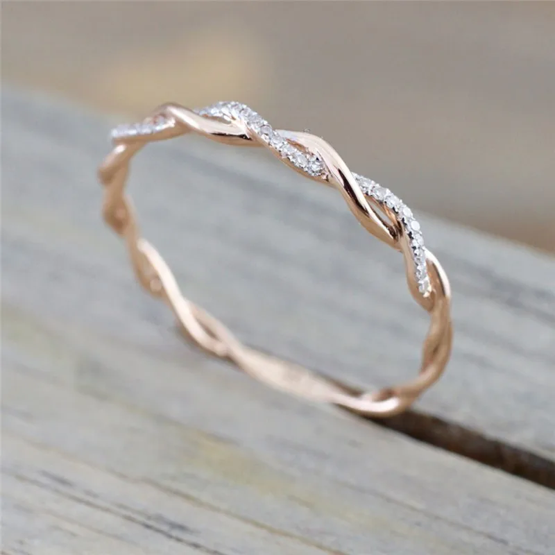 Longhe Jewelry European and American Hot Selling Twist Ring Aliexpress Hot Style Ring Ring Cross-border Special Supply