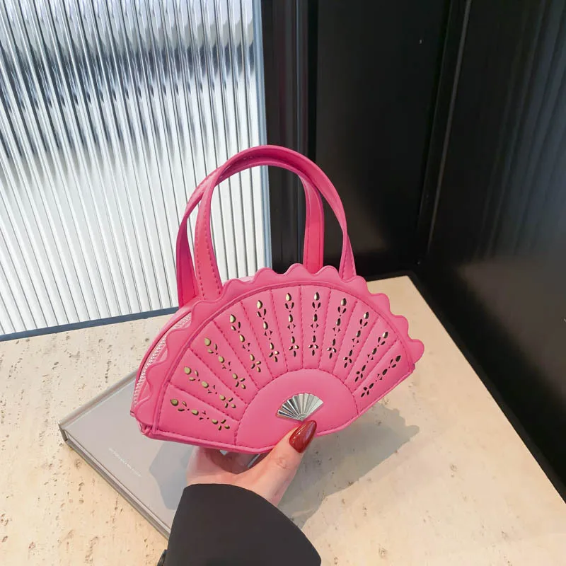 

Antique hollowed out fan-shaped bag, high-end and exquisite handbag, light luxury summer handbag