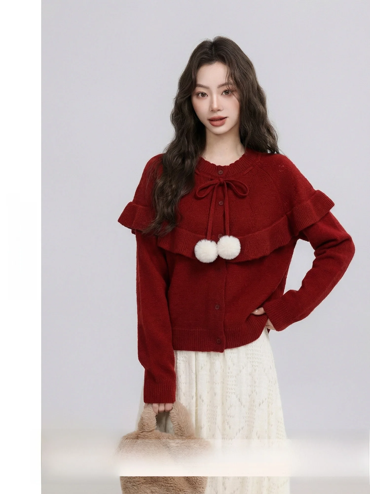 

Rose Whispers Red Sweater Women's Loose Fit Long Sve round Ne Winter Faionable New Year's Bell Sve Knitwear