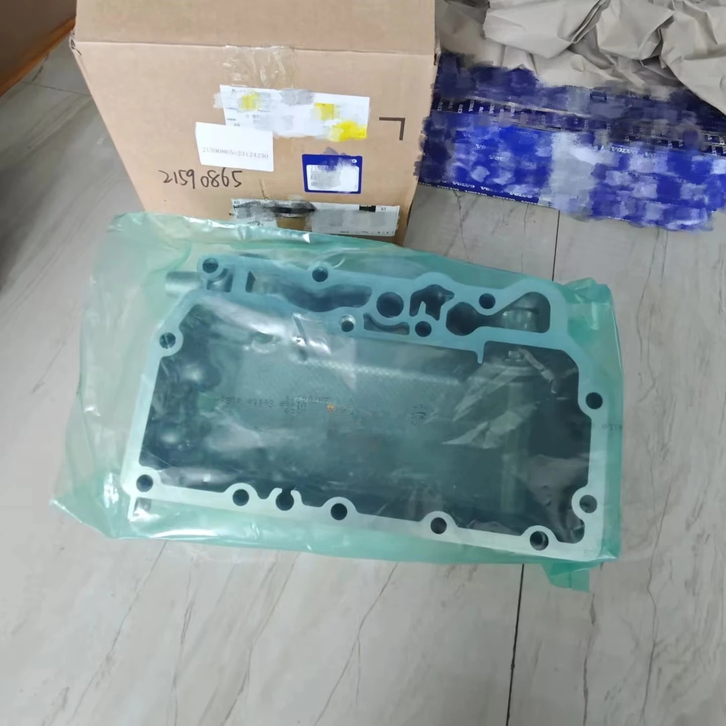 

Factory Direct Sale Cheap Price Construction Machinery Parts Good Quality Oil Cooler 23124230 Oil Cooler Cover