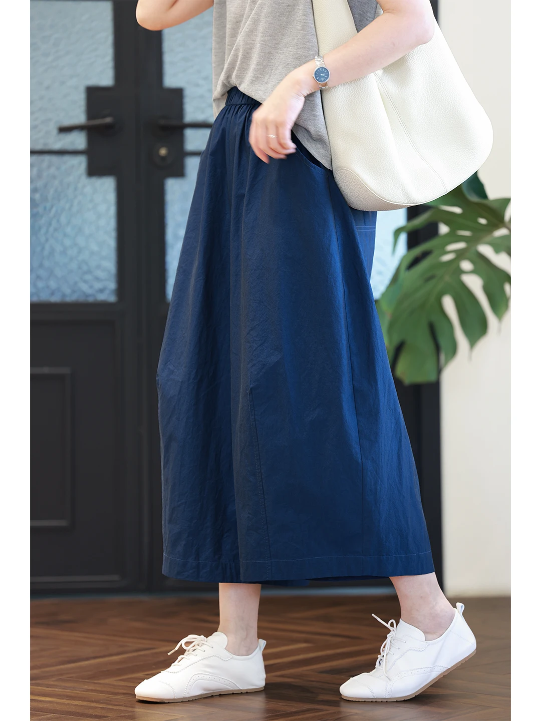 

Синие женские брюки-палаццо с широкими штанинами, на резинке, с высокой талией, прямые, свободные, утягивающие, скрывающие недостатки фигуры, из хлопка