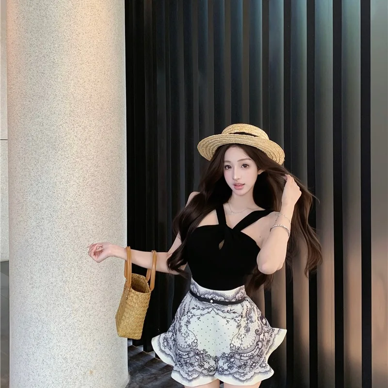 Atasan Vest Spicy Girl Model Ne dengan Pinggang Tinggi, Hiasan Renda, Motif Cetak, Set Dua Potong Musim Panas 2025, Pakaian Wanita Modis